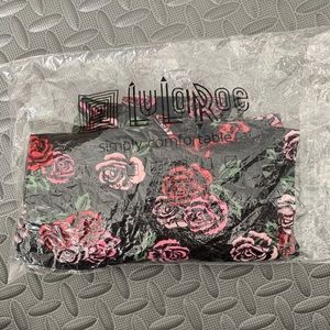 LuLaRoe Women’s TC Rose Pattern Leggings. NWT.